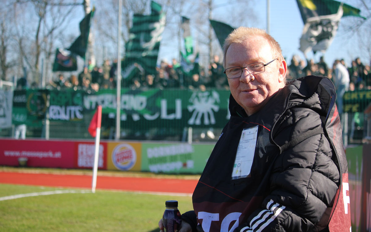 Wir holen schwarz-grüne Fans vor den Vorhang (12)
