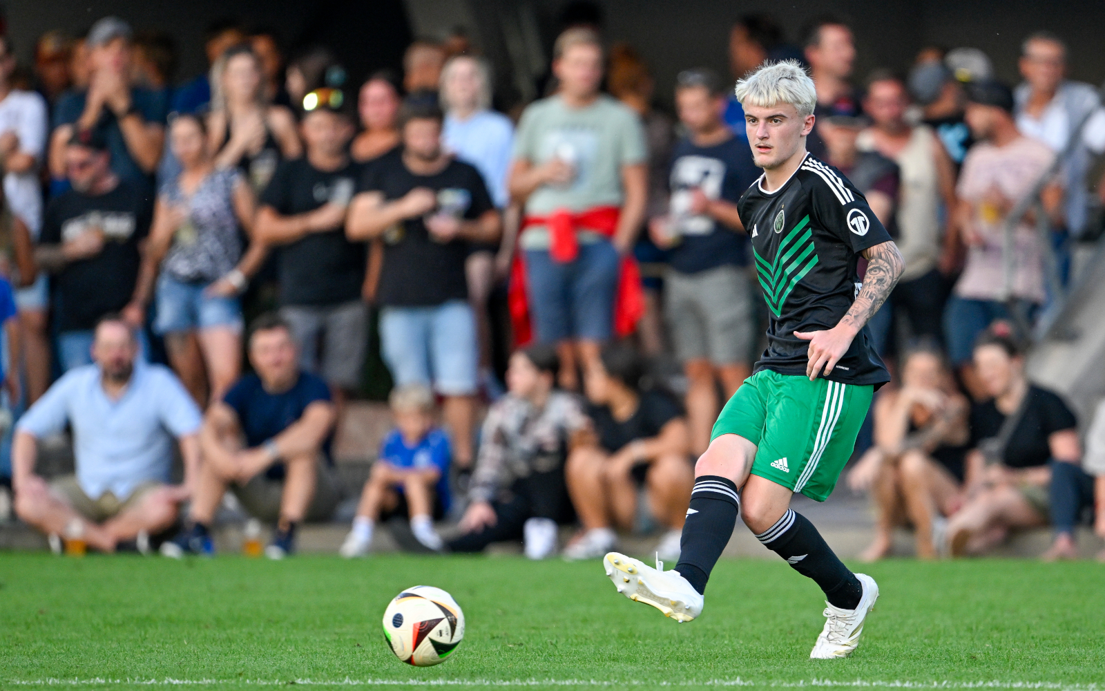 M. Petutschnig: „Man merkt den körperlichen und athletischen Unterschied!“